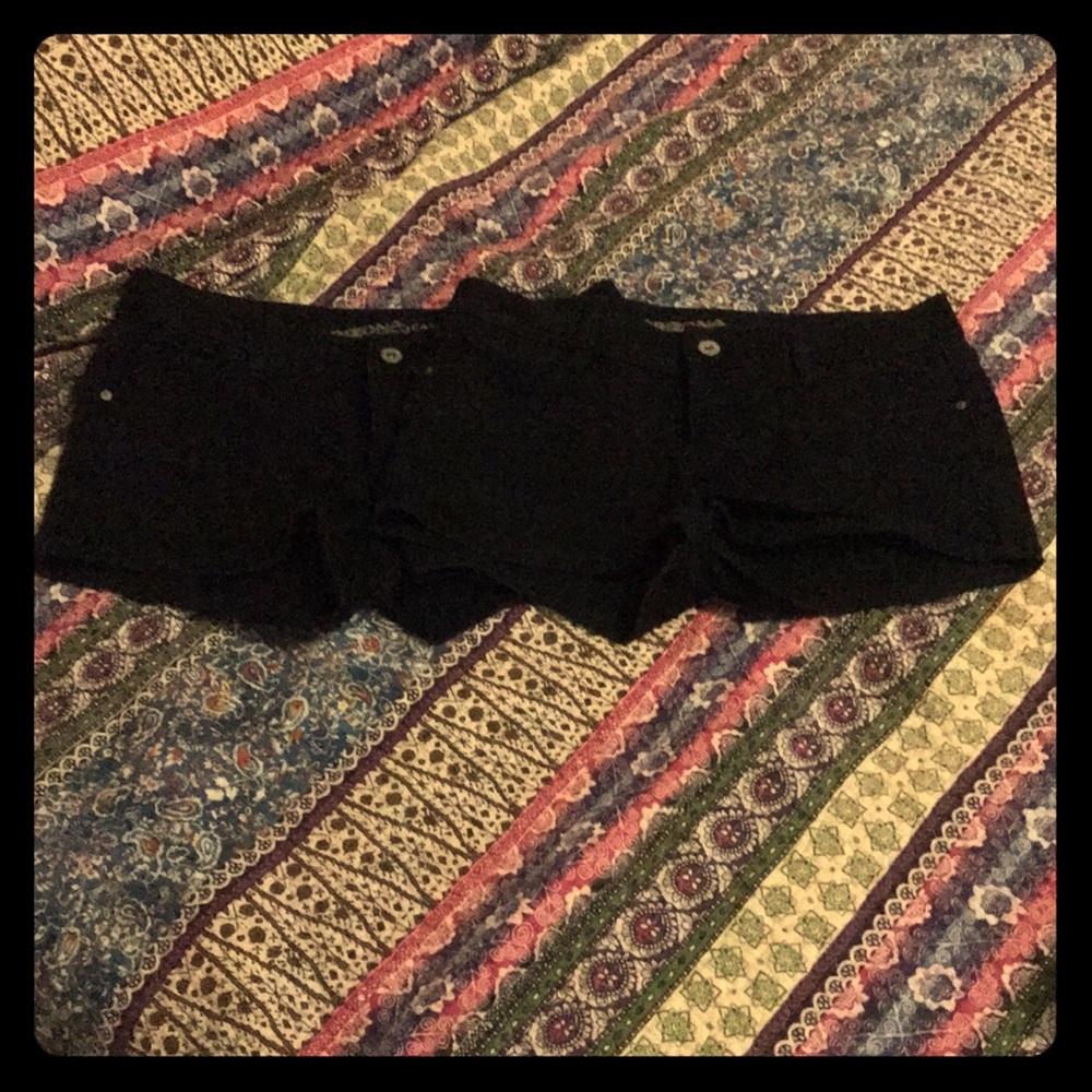 Black shorts 2/15! 🌻